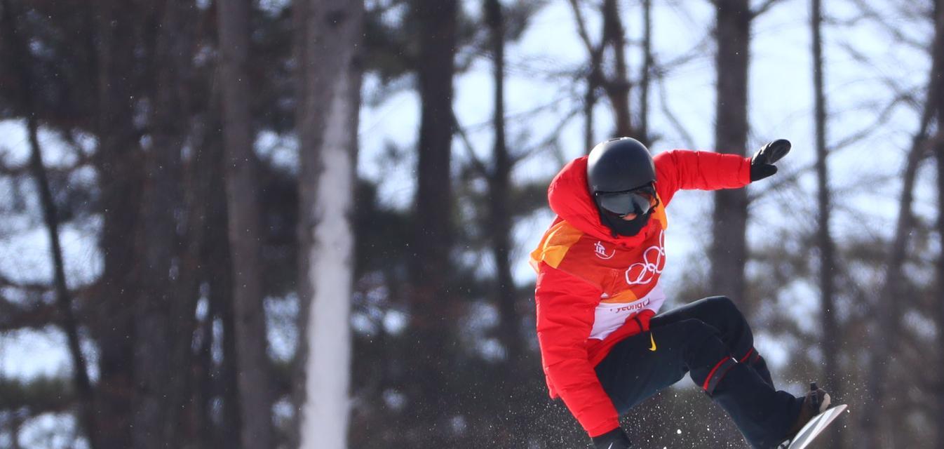 东北滑雪技巧教程（雪中畅游，轻松自在）