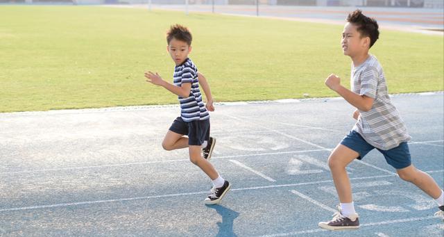 打造初三女生400米跑步高峰-技巧全解（如何提高初三女生400米跑步成绩？）