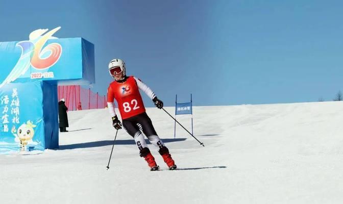 单板滑雪障碍技巧决赛规则解析（技巧比拼）