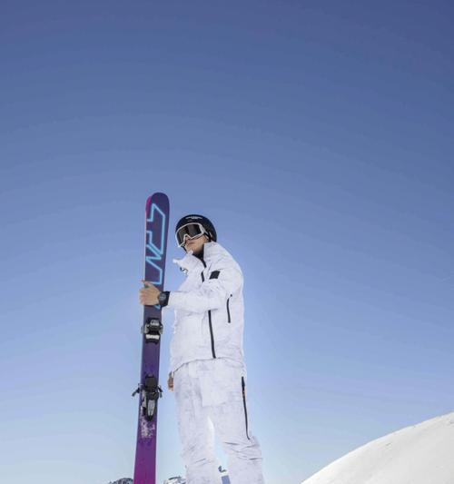 滑雪穿搭秘籍（以保暖与实用为重点的滑雪装备指南）