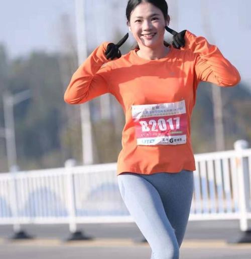 如何提高两千米比赛跑步技巧（15个实用技巧让你快速进步）