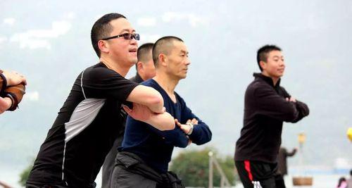 马拉松想跑进330有哪些技巧？训练方法和策略是什么？