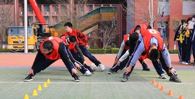 如何在足球比赛中提高意识和技巧？教学方法有哪些？