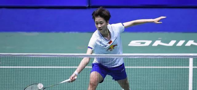 羽毛球场地五号区发球技巧有哪些？如何正确掌握发球技巧？