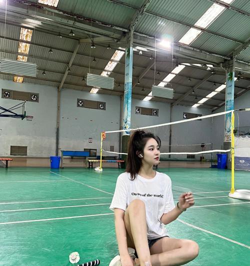 对墙壁打羽毛球技巧有哪些？如何提高对墙壁打羽毛球的水平？