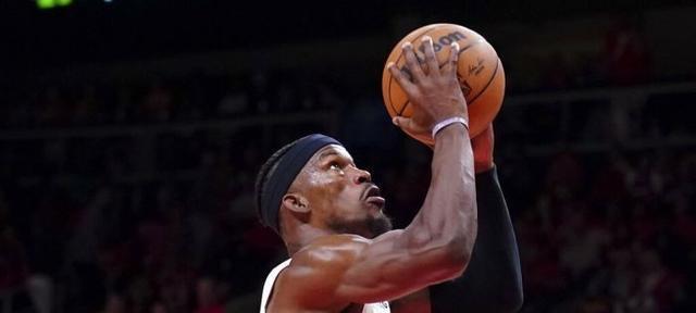 NBA常用进攻技巧有哪些？如何在比赛中有效运用？