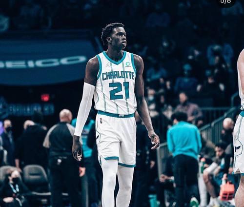 NBA打野球技巧有哪些？如何提高野球场上的表现？