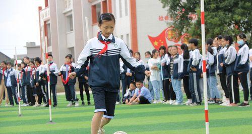 高中足球过杆技巧怎么学？有哪些有效的教学方法？