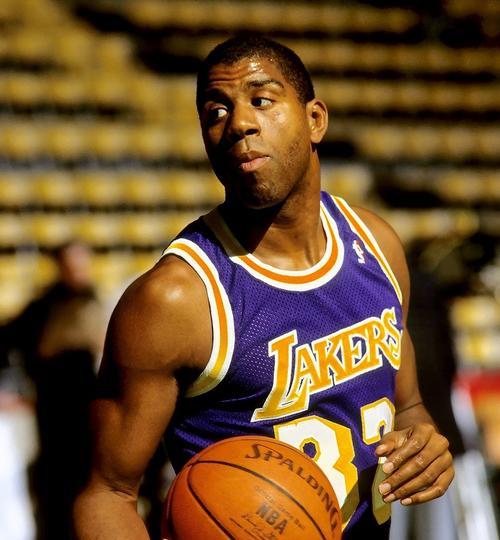 NBA传球技巧公式是什么？如何提高篮球传球效率？