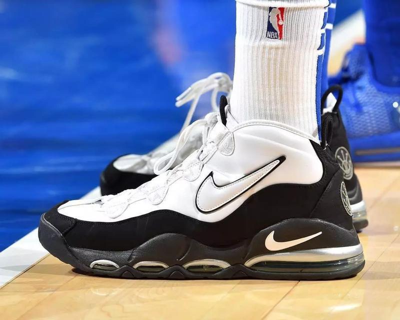 NBA篮下高举高打技巧是什么？如何有效运用？