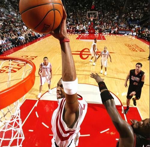 NBA球星过人技巧教程-极速进阶（15个让你轻松突破对手的进攻技巧）