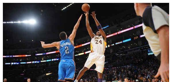 NBA勾手技巧大揭秘（掌握勾手技巧）