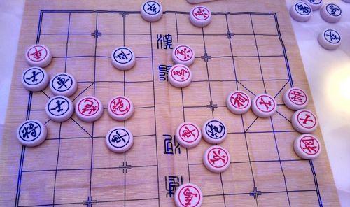 象棋新手开局实战技巧？如何快速提升开局水平？