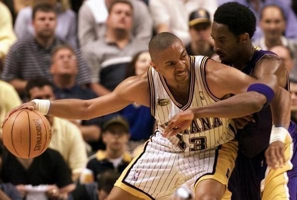 背身单打的脚步技巧nba有哪些？如何在NBA比赛中有效运用？