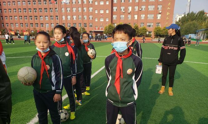 足球场特效技巧大全教学？如何提升球场视觉效果？