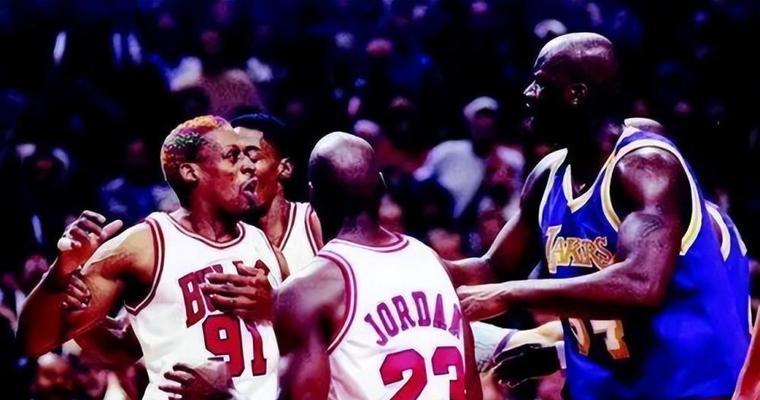 NBA中锋如何卡位抢篮板？掌握哪些技巧能提高效率？