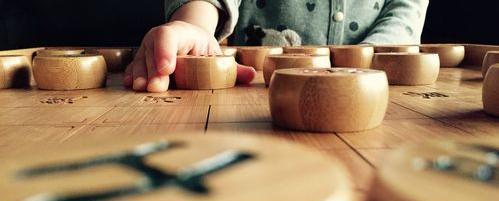 象棋技巧全掌握（15个段落教你轻松学会象棋）