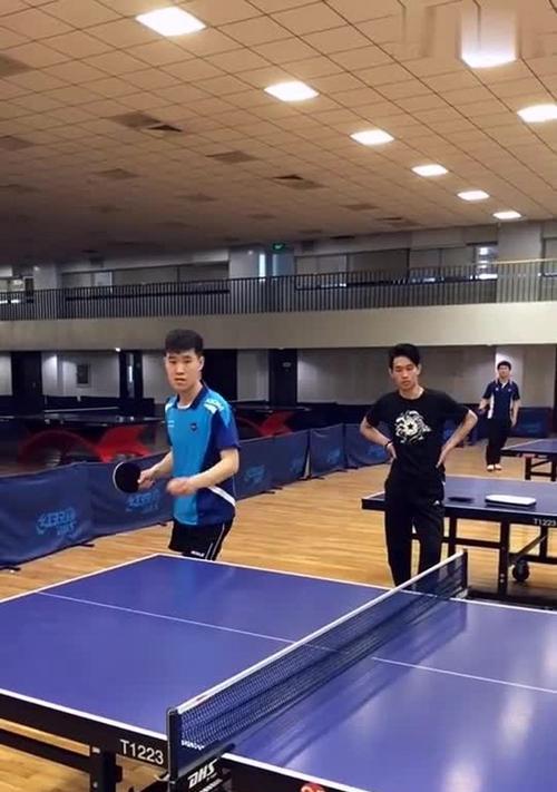 如何掌握偷直线球技巧——乒乓球教学（从基础功夫开始）