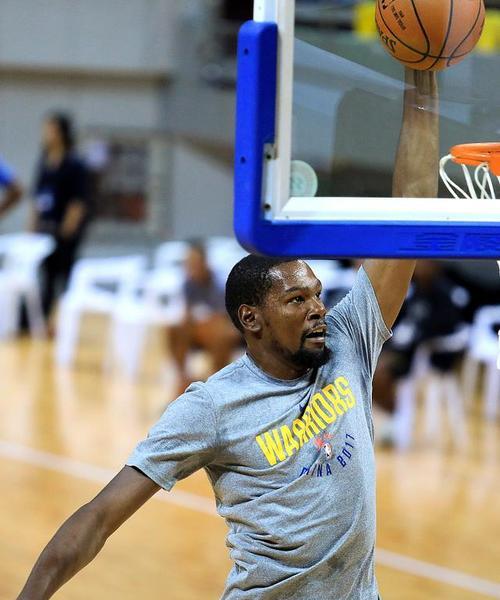 NBA防汗技巧大揭秘（掌握这些技巧）