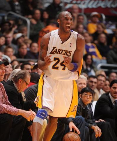 NBA篮球技巧大揭秘（掌握转身技巧）