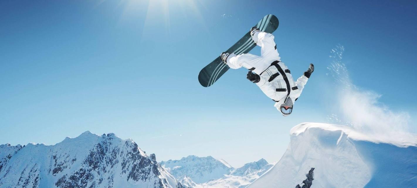 滑雪路上跑步技巧（掌握滑雪技巧秒变山间健将）