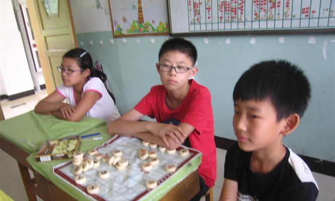 象棋防守与进攻技巧教案大班？如何提高大班孩子的象棋实战能力？
