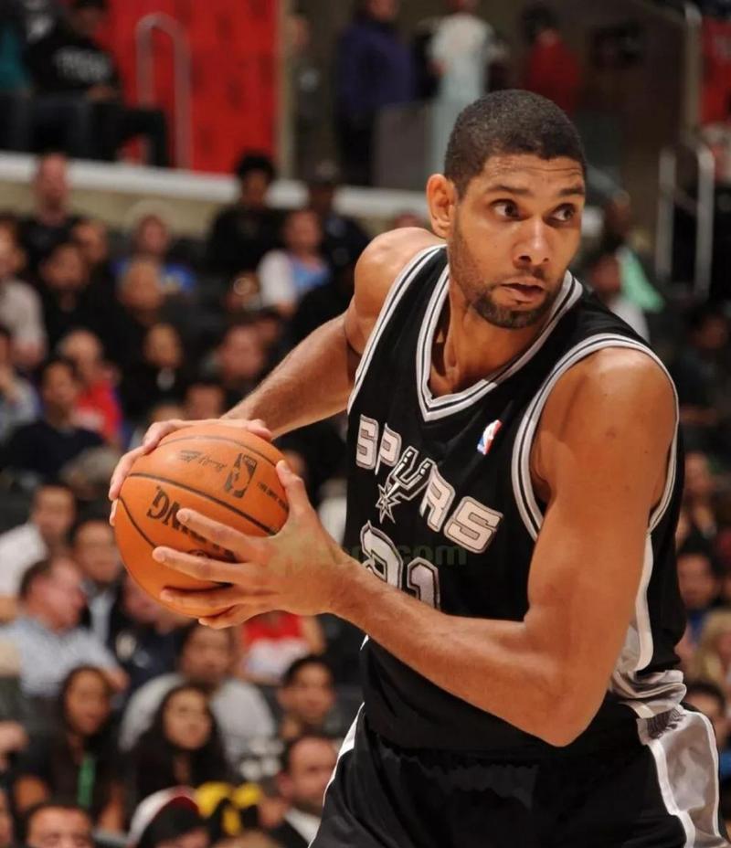 NBA防守大师技巧教学有哪些？如何快速提升个人防守能力？