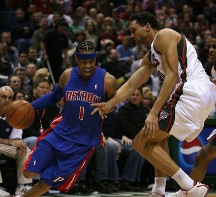 NBA技巧独门绝招有哪些？如何快速提升篮球技能？