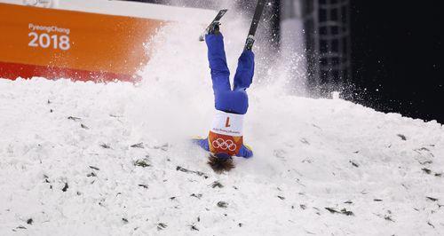 滑雪技巧教学（从初学者到高级玩家）