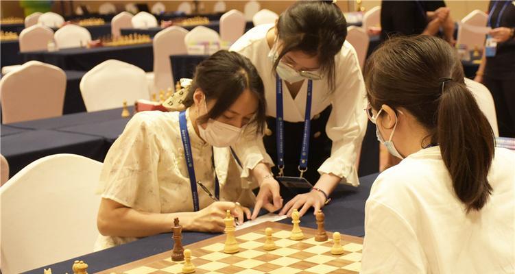 国际象棋技巧大全（提高你的国际象棋水平）