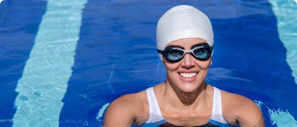 蛙泳换气时肌肉放松的重要性是什么？如何正确放松肌肉？