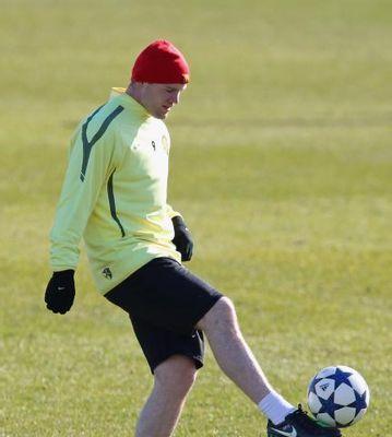 大师级足球技巧全揭秘（从小白到高手）