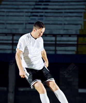 足球大球技巧口诀有哪些？如何快速掌握足球大球技巧？